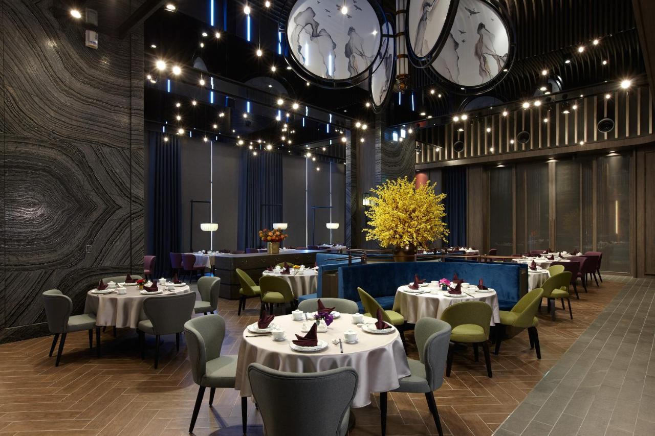 Cozzi Blu Hotel Zhongli Bagian luar foto Interior of the restaurant