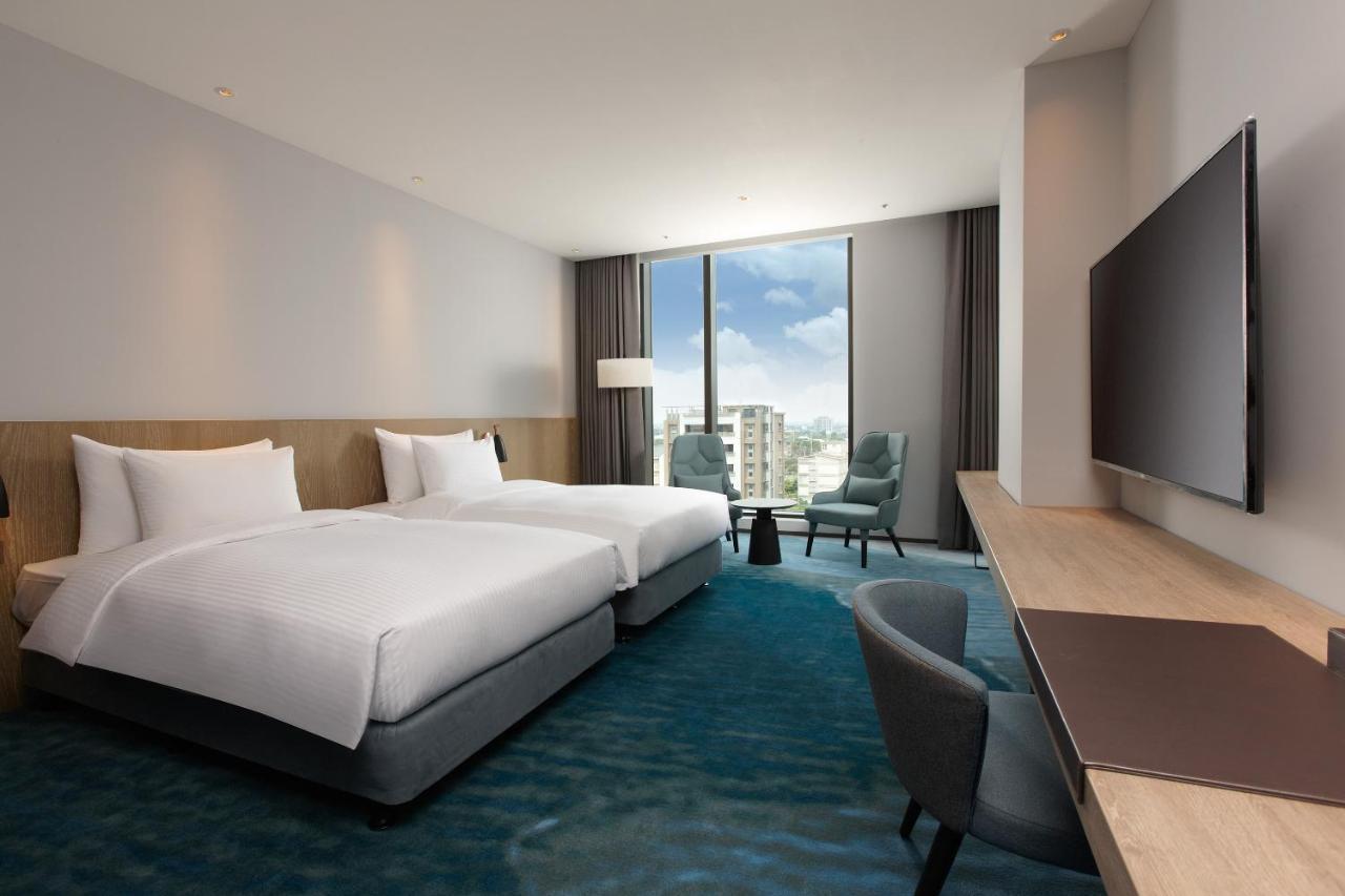 Cozzi Blu Hotel Zhongli Bagian luar foto