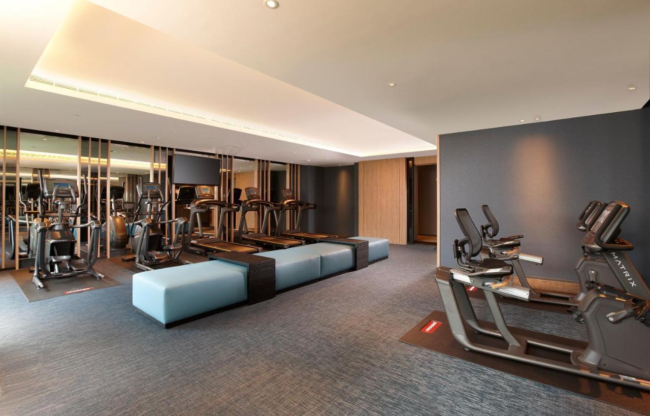 Cozzi Blu Hotel Zhongli Bagian luar foto The gym at the hotel